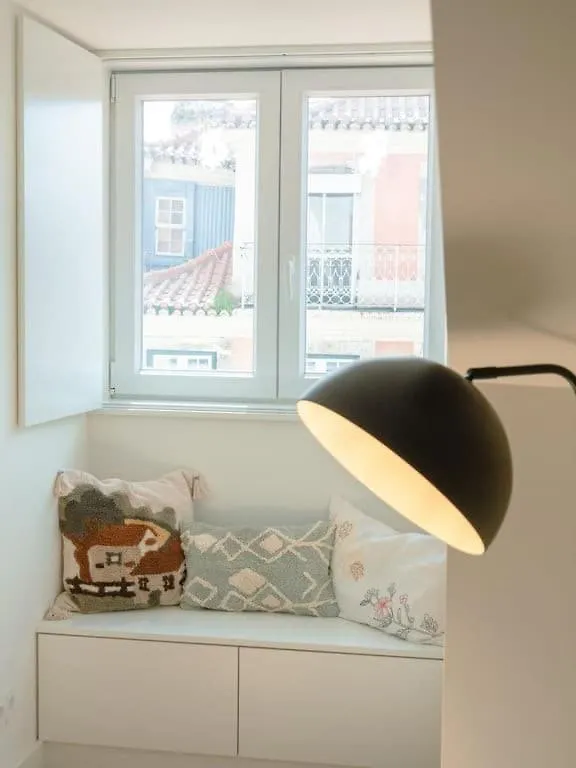 After B00Klng Must Scаn Qr-C0Dе --Chic 2Br Duplex