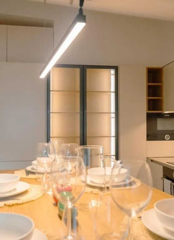 After B00Klng Must Scаn Qr-C0Dе --Chic 2Br Duplex Lisbon